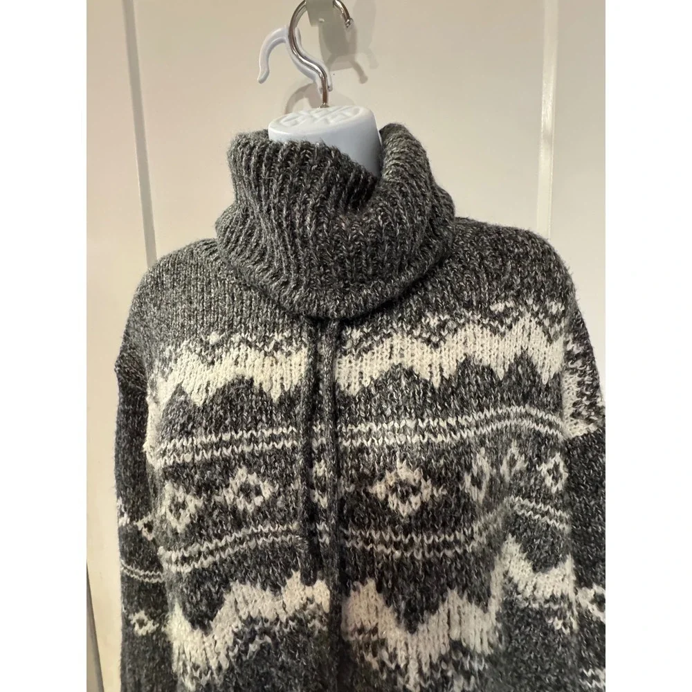mi ami Women's M Grey Fair Isle Turtleneck Sweater Pullover Forever 21 - Picture 2 of 10